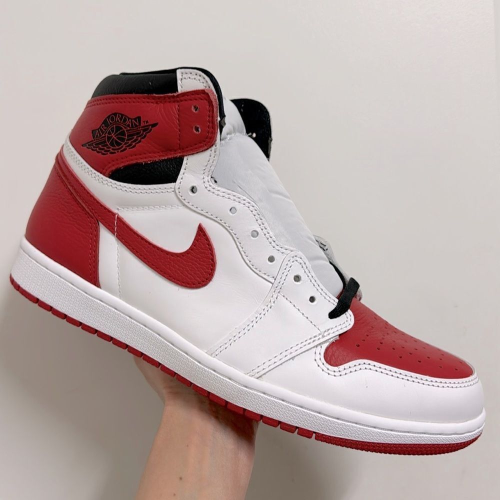 ⭐️ NIKE AIR JORDAN 1 RETRO HIGH OG SNEAKERS